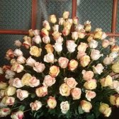 Pedestal_100_rosas_small